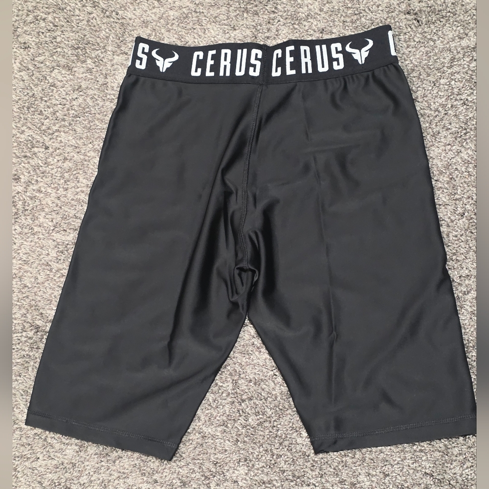 CERUS Women's Black Cropped Leggings Size 10 - Picture 5 of 5